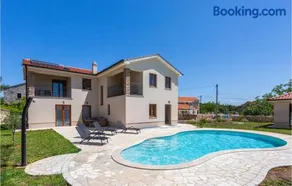 Beautiful Home In Kras - Image 1