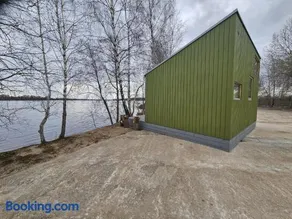 Piestātne Riverside Cabin with Sauna, Hot Tub & Private Pier - Image 2