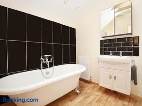Kentish Barn Retreat - Image 3