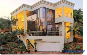 Coastal Boutique Hotel - Image 2