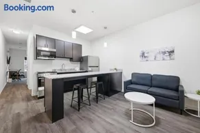 Silver Comet Motel Modern Boutique Suite - Image 2