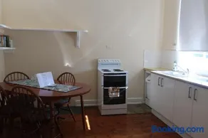 Gallery Flat - Image 4