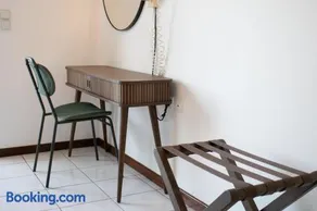 Paradise Beach Apartments - Image 2