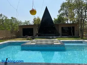 The triangle haven escape - Image 3