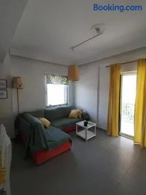 Elef Apartment - Image 1