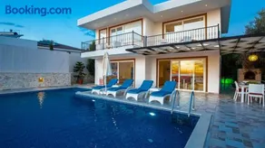 2 Bedroom Villa with private pool - Image 1