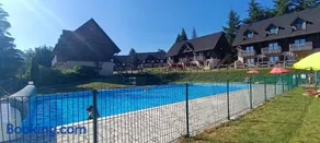 Au RDC Appartement 5 Personnes Terrasse Piscine - Image 4