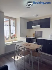 T2 calme rue Pasteur appartement 1 - DABNB - Image 4