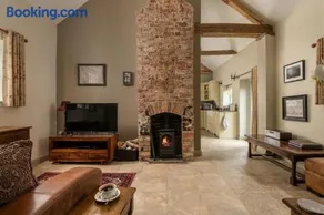 Irishman's Cottage - Image 2