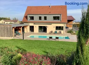 Superbe Villa Jacuzzi & Piscine au cœur des vignes - Image 4