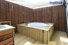 Slps 14 Hot Tub, Bar & Outdoor Terrace - Image 5