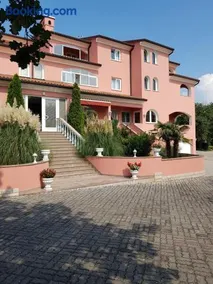 Apartments and Rooms Villa Chiara - Image 2