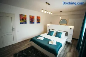 Briana Luxury Apartment - Image 5