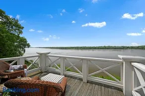 The Boat House- Water Views, Sunsets, soaker jacuzzi - Image 2