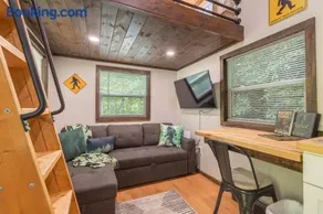 Bigfoot Bungalow Tiny Home in the Woods - Image 2