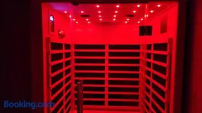 La Volupté - Love room avec Jacuzzi - Sauna - Image 3