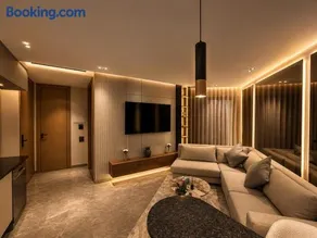 Ultra-luxury suite at Résidence Opale Casablanca - Image 1