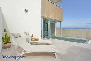 Villa Los Linos Heated Pool - 2 Min Walk Beach - Image 1