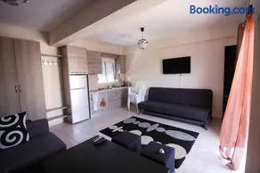 Cozy apartment in Greece - Image 1