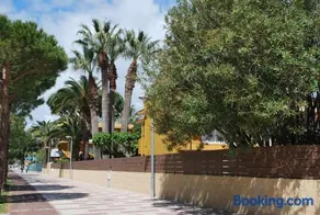 Apartamentos Les Palmeres - Image 4