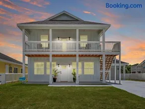 Coastal Retreat - Image 3
