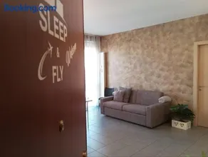 Sleep & Fly Bergamo Center - Late Checkin 1AM - Early Checkin 11AM - Late Checkout 1PM - Transfèr - all EXTRA available only upon reservation - Image 5