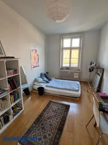 Sunny appartement near Downtown - Image 2