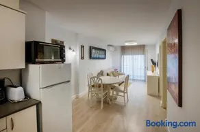 Apartamento Marina Roses - Image 1