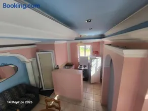 Happy House - Image 5
