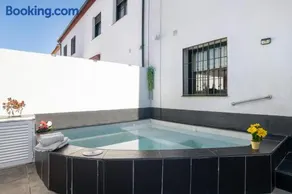 Casa Mia Jacuzzi Exterior - Image 3