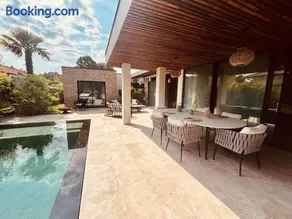Villa MAWALI , exceptionnelle VILLA luxe, piscine à débordement - Image 1