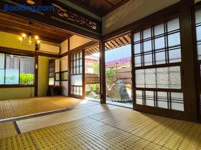 ギャラリー宿　INNAHOUSE ANDAGALLERY - Image 3