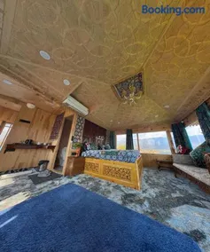 Premium group of houseboats - Image 2