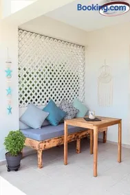 Sea & Sun Apartments - Image 3