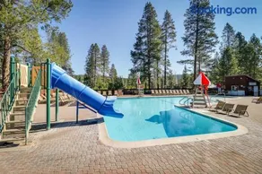 Spacious cabin with shared pools & hot tubs - near skiing hiking & biking - Image 2