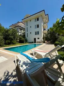 BlueHaven Apartments - Image 1