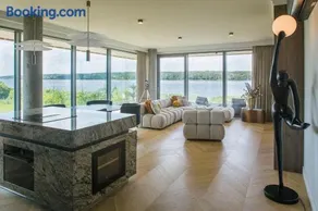 Stylish Waterfront Apartment - BOOK IT Warsaw - Image 2