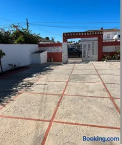 Fantástico chalet con piscina - Image 5