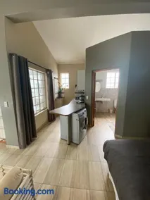 Terrace House Rivonia - Image 2