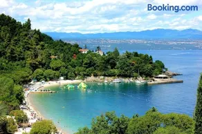 Apartments by the sea Medveja, Opatija - 7720 - Image 3