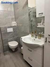 Apartmán u bazénu - Image 1