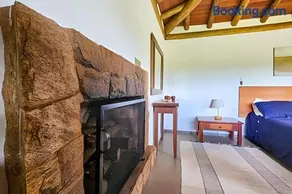 Chalé romântico c/ hidro, lareira, sauna e piscina - Image 3