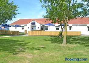 Kingswood Golf And Leisure Park - Image 3