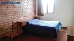 Piedra Blanca Backpackers Hostel - Image 2