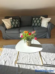 Große Wohnung mit Dachterrasse in Starnberg - Image 1