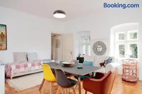 Angel Holiday home - Image 2