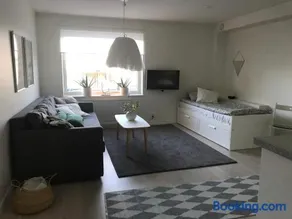 Mysig studiolägenhet i Västra Göteborg - Image 1