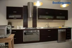 Attraente villa con barbecue, piscina privata e giardino | Vista sul giardino - Image 3