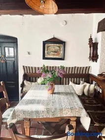 Tulipános Láda Vendégház - Image 2