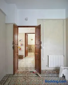 Villa Serrano, La casa rural de los mil suelos - Image 4
